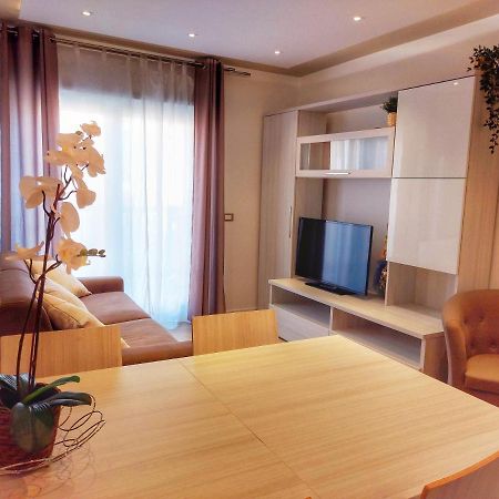 La Ginestra C&B House Apartment Castel Di Sangro Bagian luar foto