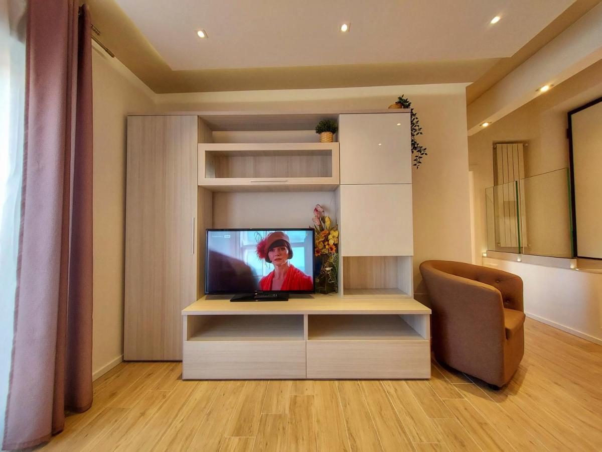 La Ginestra C&B House Apartment Castel Di Sangro Bagian luar foto